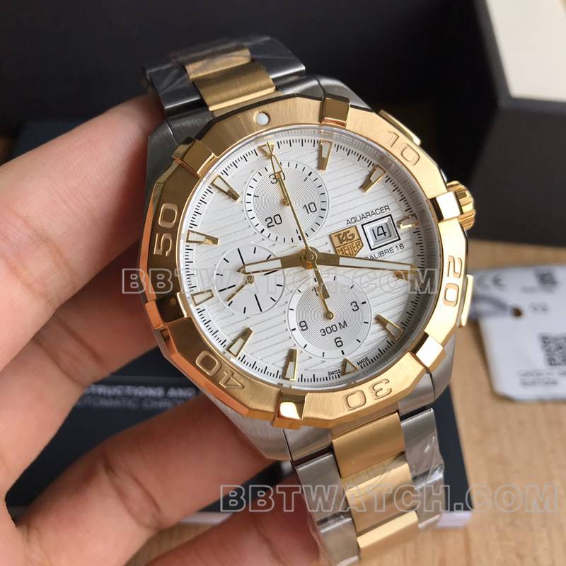 泰格豪雅顶级复刻手表竞潜白盘43mm计时7750机械间金钢带款正面实拍图