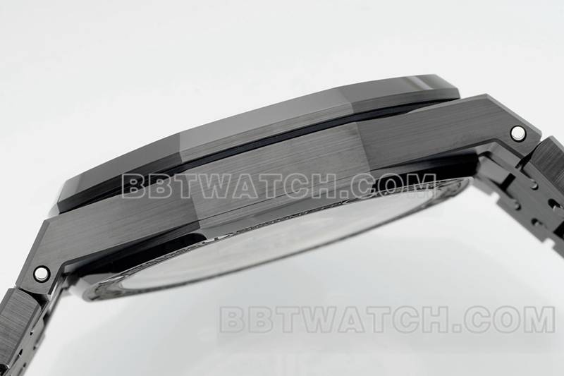 爱彼超级克隆手表APS厂皇家橡树蓝盘陶瓷钢带款15500侧面实拍图