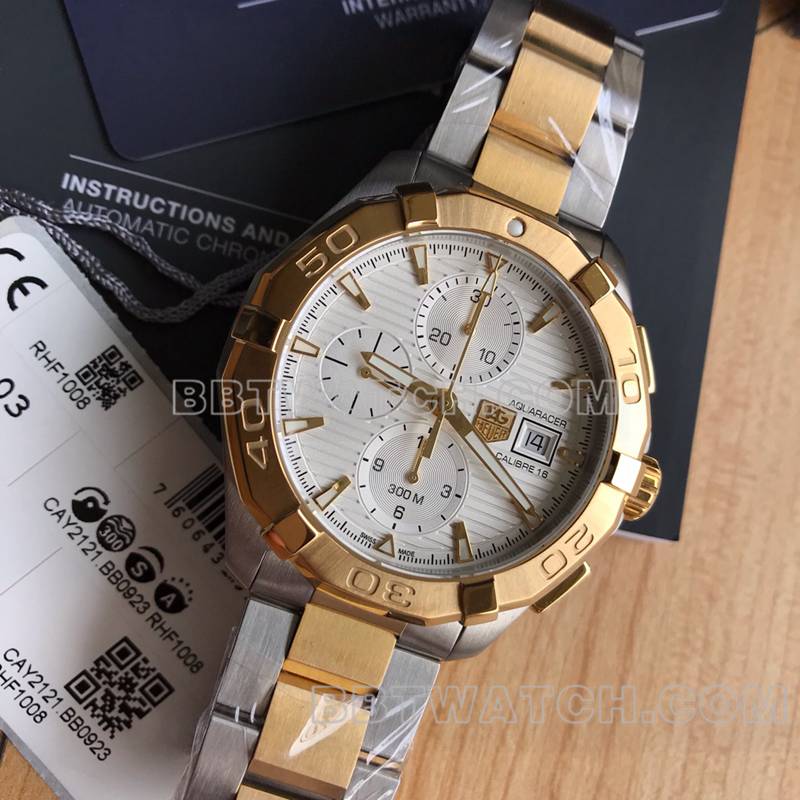 泰格豪雅顶级复刻手表竞潜白盘43mm计时7750机械间金钢带款正面实拍图