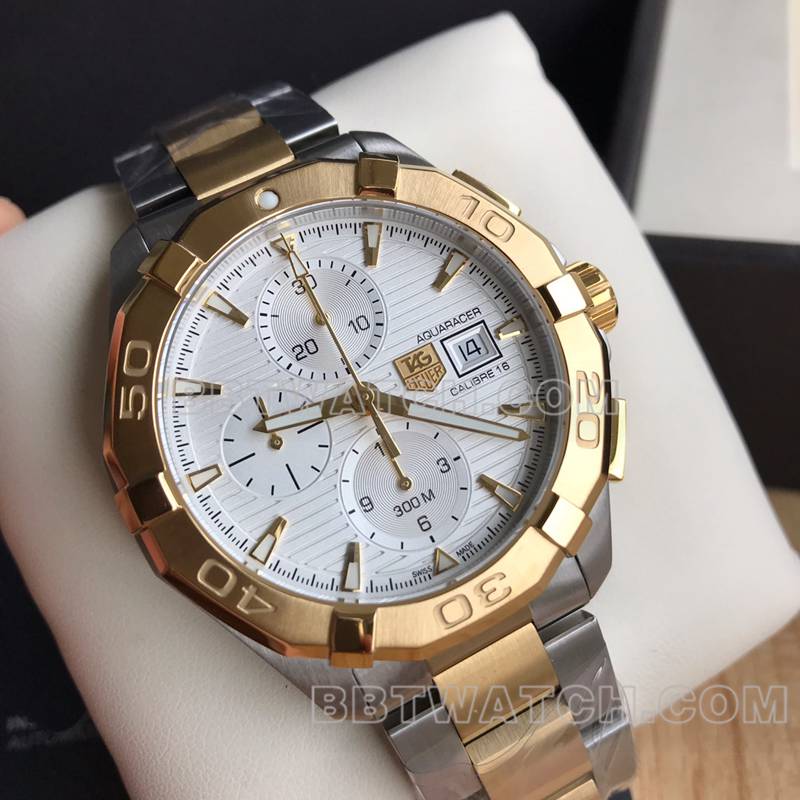 泰格豪雅顶级复刻手表竞潜白盘43mm计时7750机械间金钢带款正面实拍图