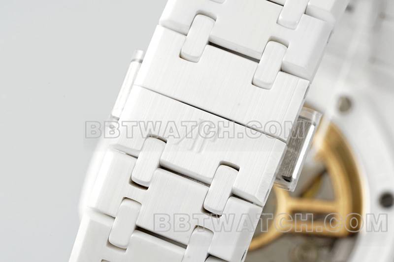 爱彼顶级复刻手表APS厂皇家橡树花朵图案表盘白色陶瓷钢带款15500表带实拍图