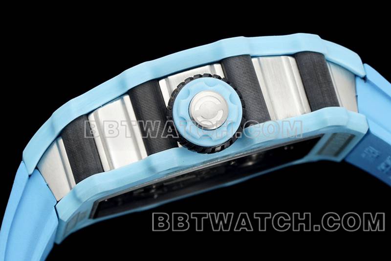 理查德米尔顶级复刻手表镂空盘陀飞轮机械蓝色橡胶款RM 21-02侧面实拍图