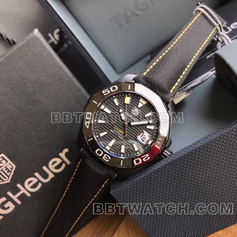 泰格豪雅超级克隆手表竞潜黑盘41mm机械皮带款正面实拍图