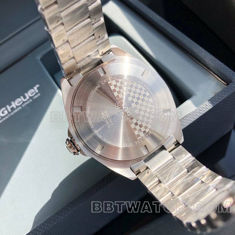 泰格豪雅1:1复刻手表F1白盘43mm机械钢带款背面实拍图