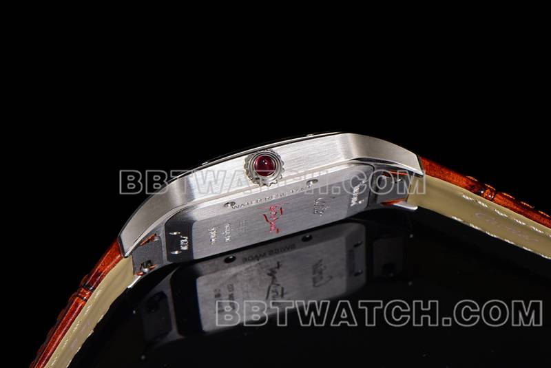 卡地亚顶级复刻手表F1厂山度士粉盘皮带款侧面实拍图