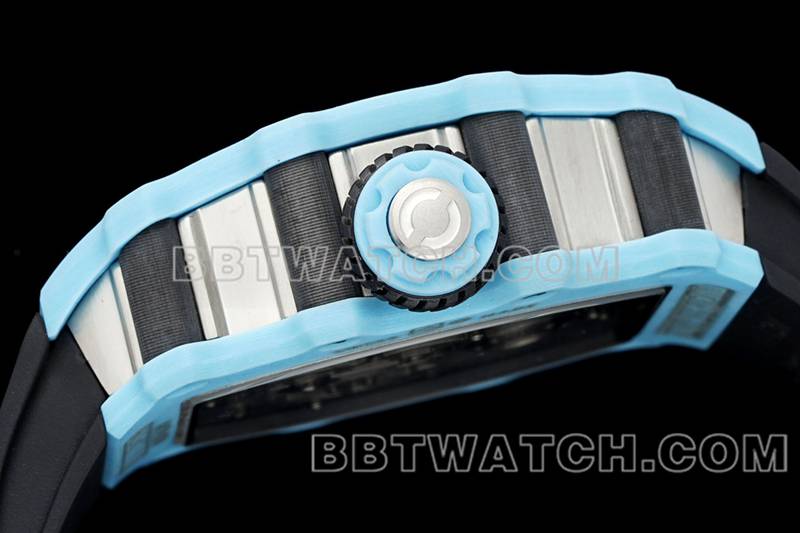 理查德米尔最优复刻手表镂空盘陀飞轮机械黑色橡胶款RM 21-02侧面实拍图