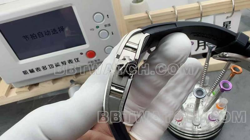 Richard Mille Super Clone Watch Skeleton Disk Mechanical Rubber RM 67-01 Side view