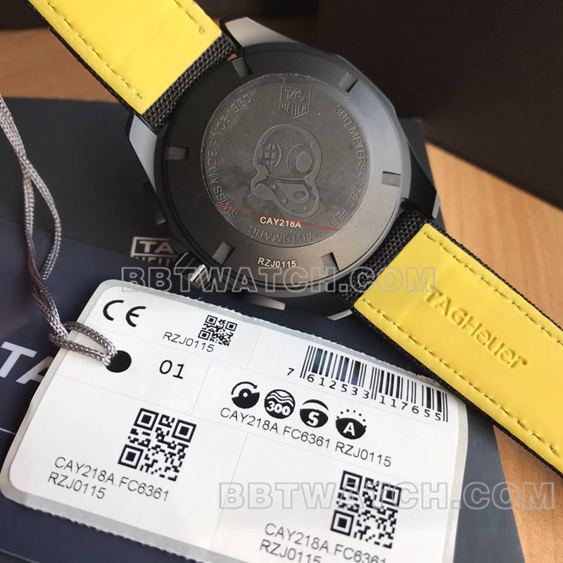 泰格豪雅1:1复刻手表竞潜黑盘43mm计时7750机械皮带款背面实拍图