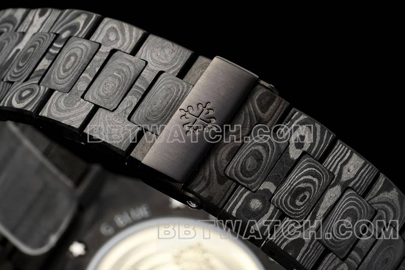 百达翡丽超级克隆手表DIW厂鹦鹉螺蓝黑盘碳纤维机械钢带款5711表带实拍图