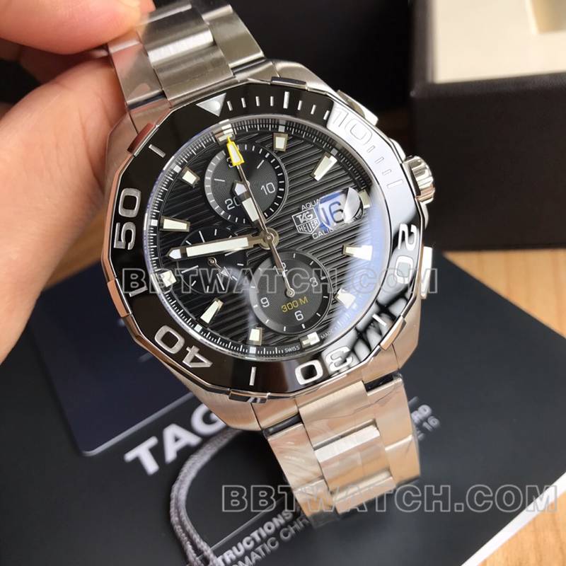 泰格豪雅超级克隆手表竞潜黑盘43mm计时7750机械钢带款正面实拍图