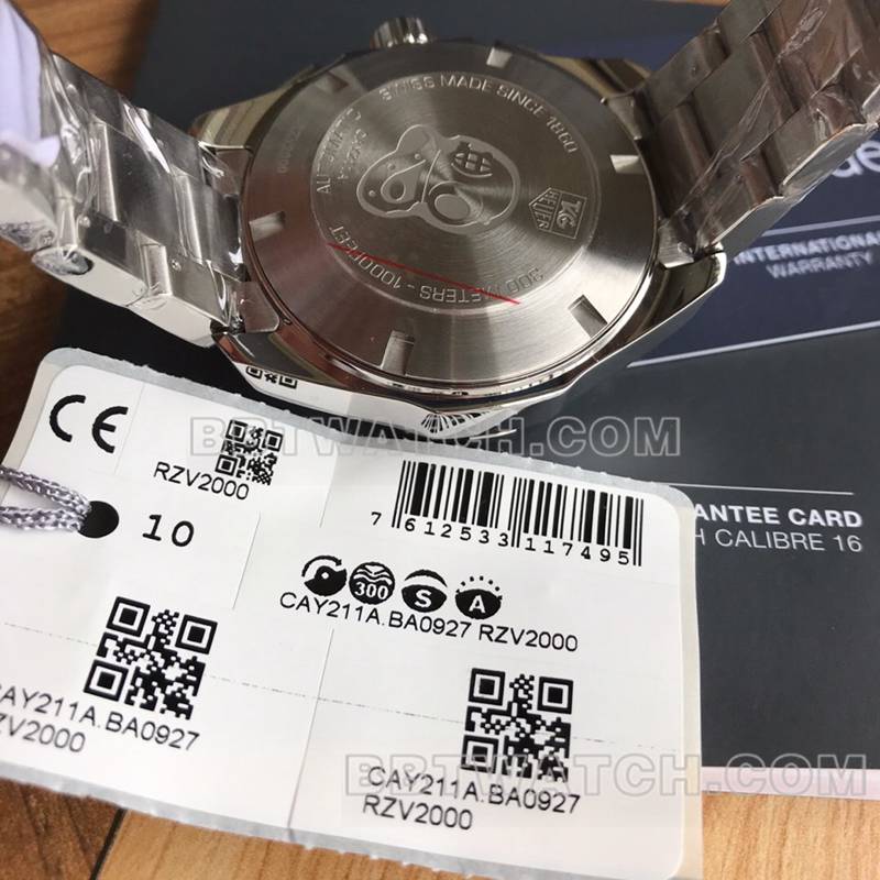 泰格豪雅超级克隆手表竞潜黑盘43mm计时7750机械钢带款背面实拍图