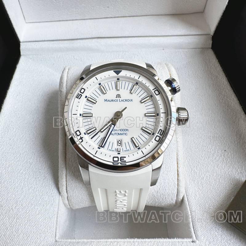 艾美超级克隆手表原单奔涛S白盘42mm机械白色橡胶款正面实拍图