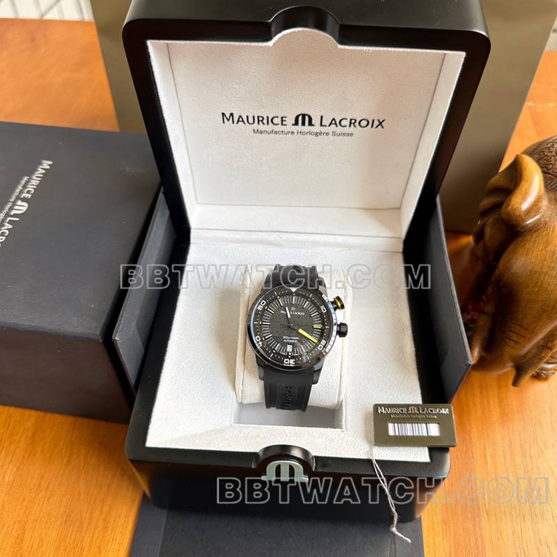 艾美最佳复刻手表原单奔涛S黑盘42mm机械黑色橡胶款正面实拍图