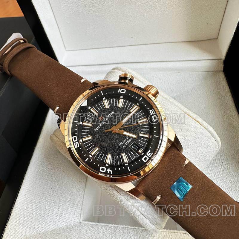 顶级复刻手表艾美原单奔涛S黑盘42mm机械棕色橡胶款正面实拍图