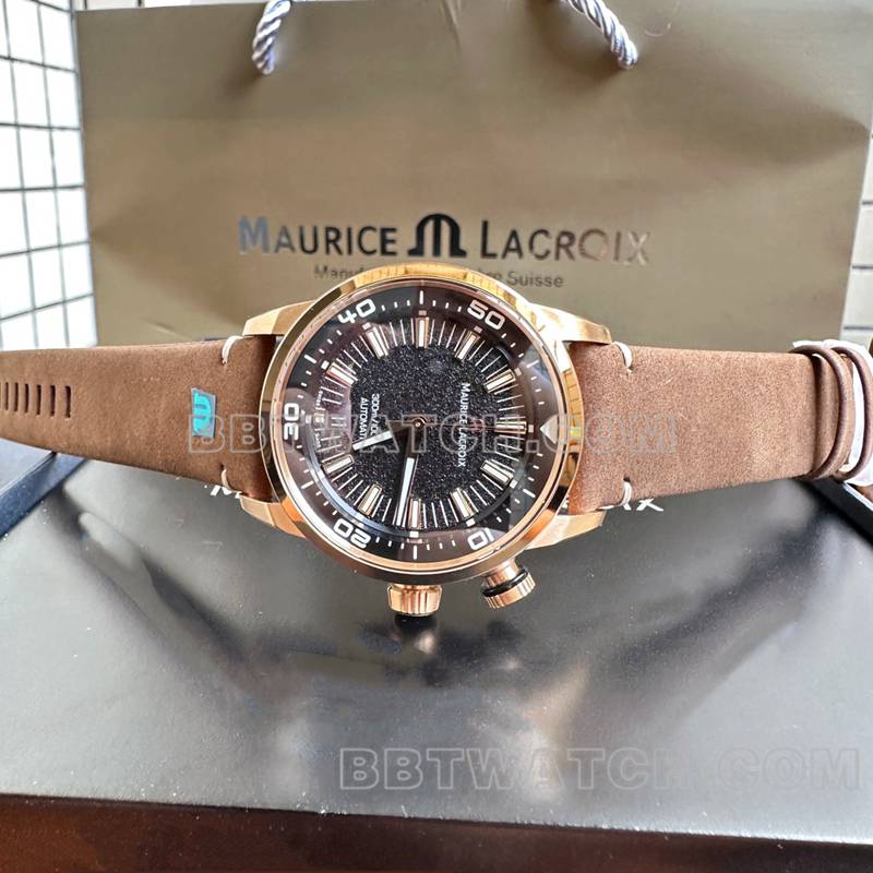 顶级复刻手表艾美原单奔涛S黑盘42mm机械棕色橡胶款正面实拍图