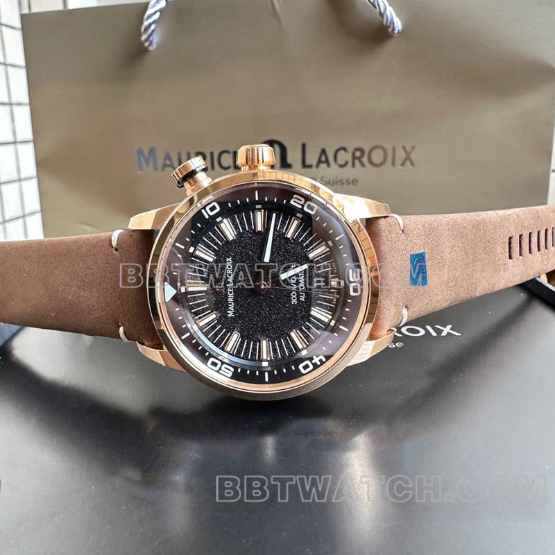 顶级复刻手表艾美原单奔涛S黑盘42mm机械棕色橡胶款正面实拍图