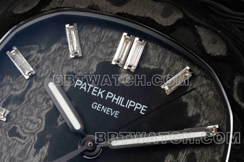 百达翡丽1:1复刻手表DIW厂鹦鹉螺灰盘碳纤维机械钢带款5711正面实拍图