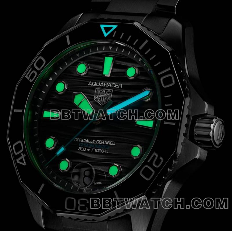 泰格豪雅顶级复刻手表原单竞潜黑盘钢带款夜光实拍图