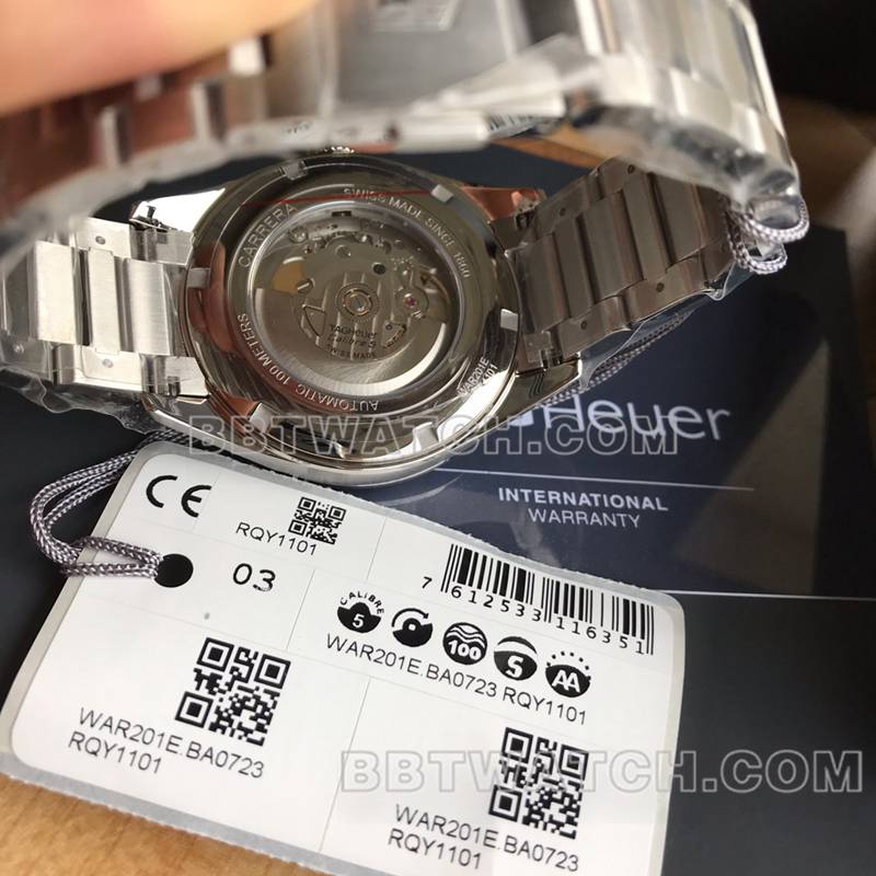 泰格豪雅最佳复刻手表卡莱拉双日历蓝盘SW220机械机芯钢带款背面实拍图