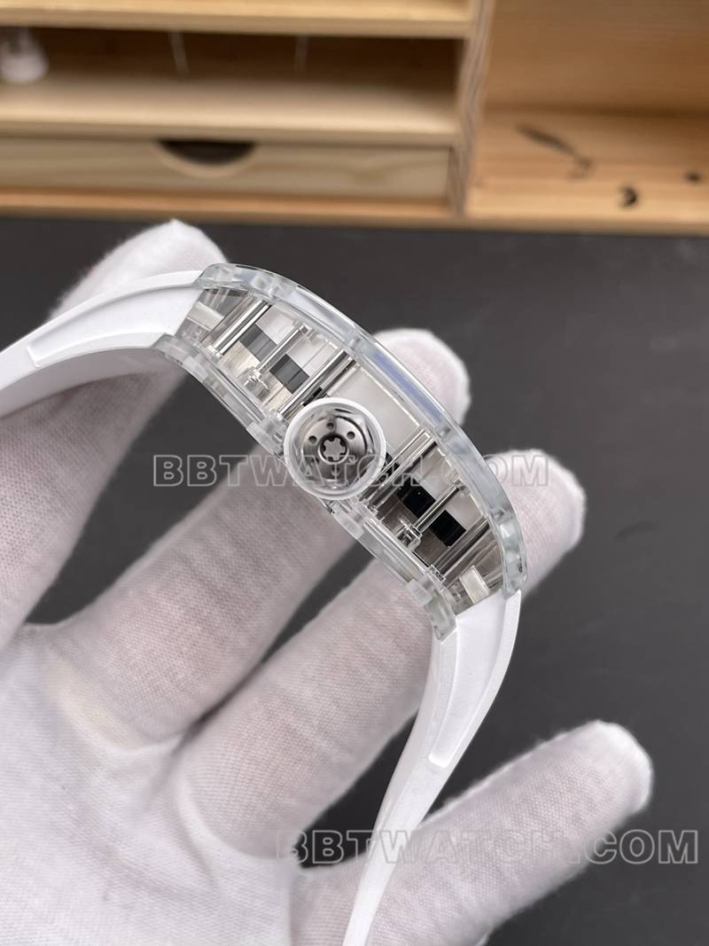 理查德米勒超级克隆手表RM厂透明水晶壳陀飞轮机械RM38-02侧面实拍图