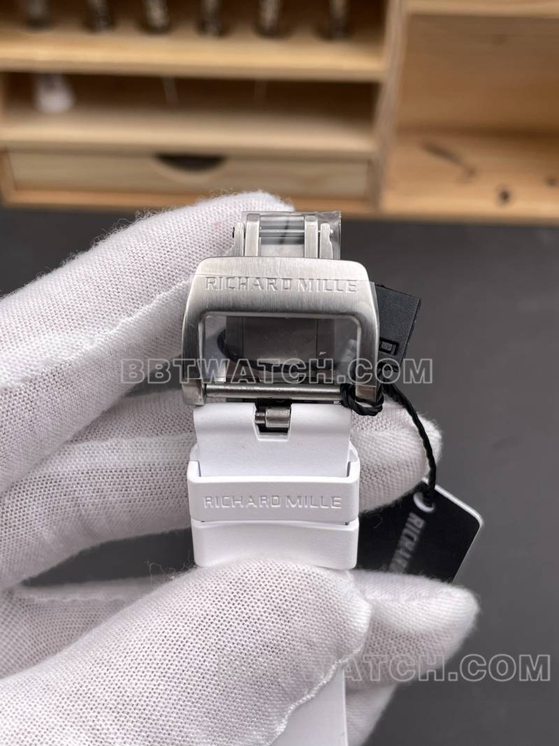 理查德米勒超级克隆手表RM厂透明水晶壳陀飞轮机械RM38-02表扣实拍图