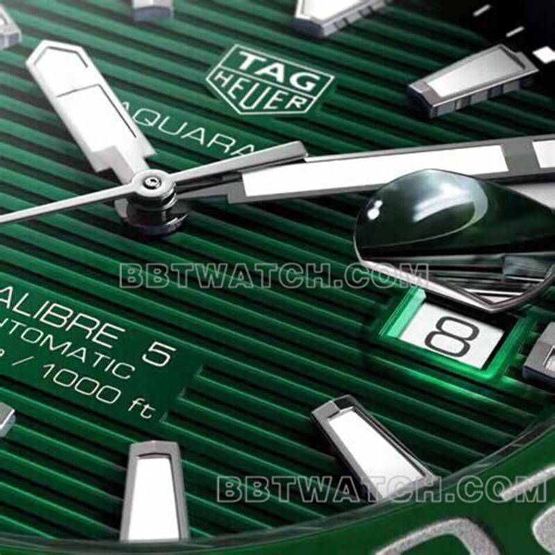 泰格豪雅1:1复刻手表竞潜绿盘43mm机械钢带款正面实拍图