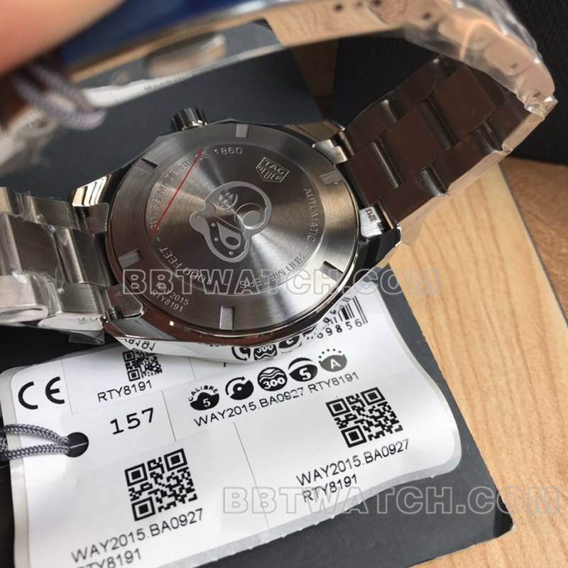 泰格豪雅超级克隆手表竞潜43mm条纹绿盘sw200-1机械机芯钢带款背面实拍图