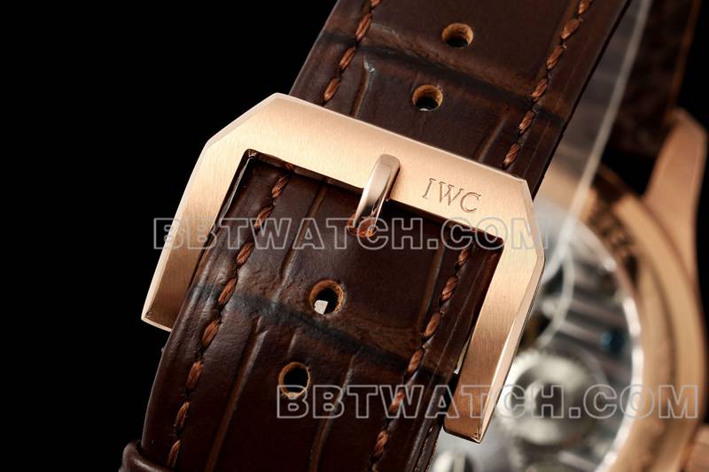 万国最优复刻手表RMS厂葡萄牙白盘玫瑰金陀飞轮机械皮带款表带实拍图