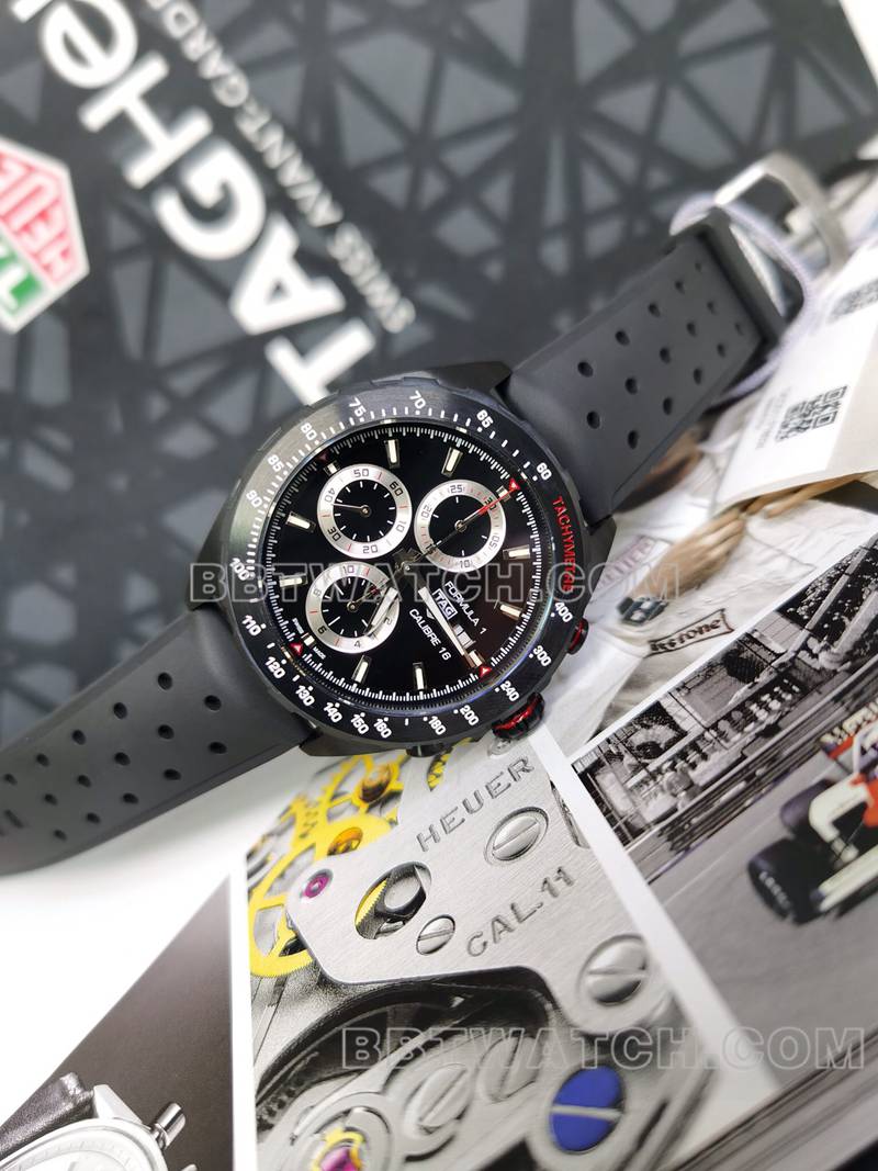 泰格豪雅最优复刻手表F1黑盘黑壳44mm计时机械橡胶款正面实拍图