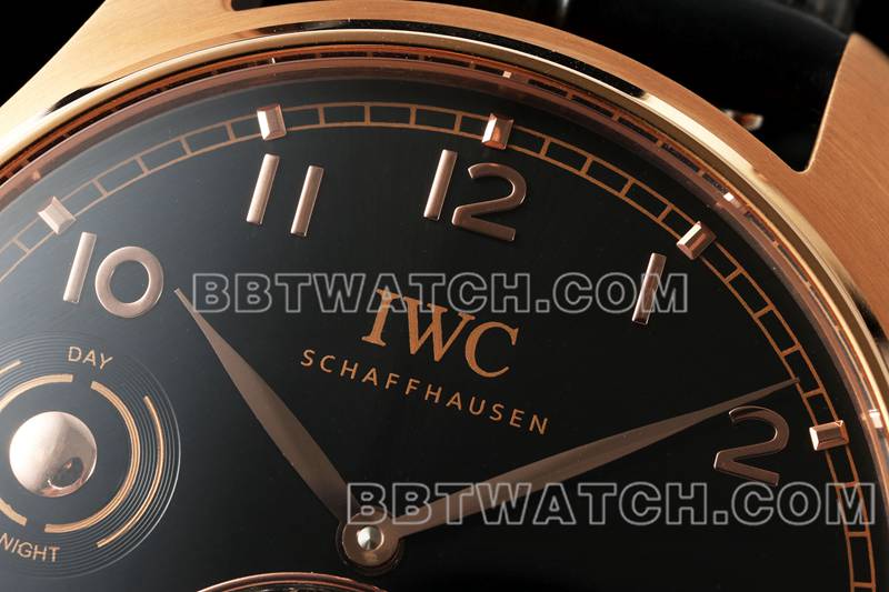 万国1:1复刻手表RMS厂葡萄牙黑盘玫瑰金陀飞轮机械皮带款正面实拍图