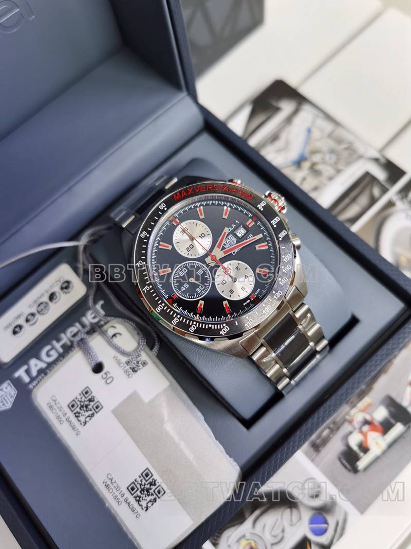 泰格豪雅超级克隆手表F1计时44mm黑盘机械钢带款正面实拍图