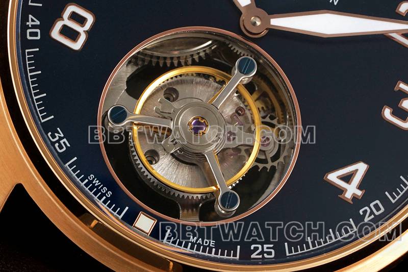 万国顶级复刻手表RMS厂飞行员蓝盘玫瑰金陀飞轮机械皮带款正面实拍图