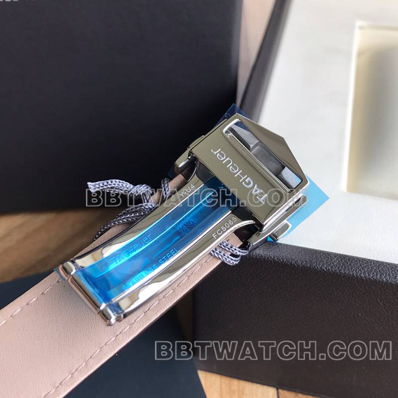 泰格豪雅超级克隆手表卡莱拉白盘银针双日历机械皮带款表扣实拍图