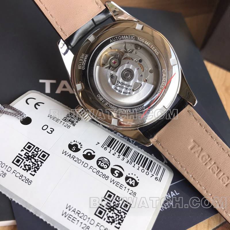 泰格豪雅最佳复刻手表卡莱拉白盘金针双日历机械皮带款背面实拍图