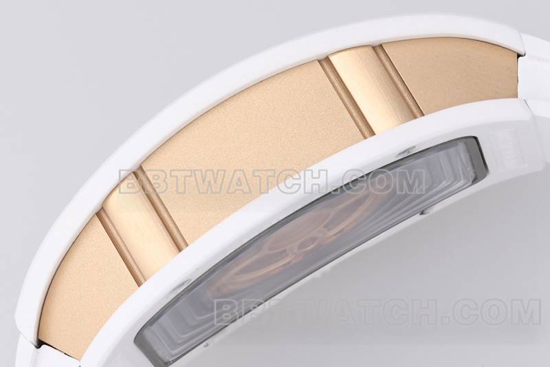 Richard Mille Super Clone Watch ZF Factory White Ceramic Red Disc Diamonds Mechanical Watch RM07-1 Vue latérale