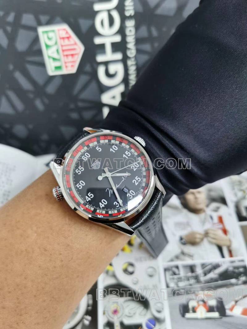 泰格豪雅最优复刻手表卡莱拉红黑盘43mm机械皮带款正面实拍图