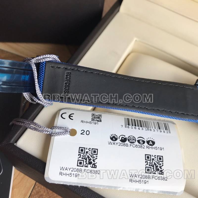 泰格豪雅最优复刻手表原单竞潜黑盘机械蓝色皮带款表带实拍图