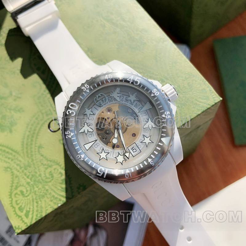 古驰顶级复刻手表40mm黑盘SW200机械机芯橡胶款正面实拍图