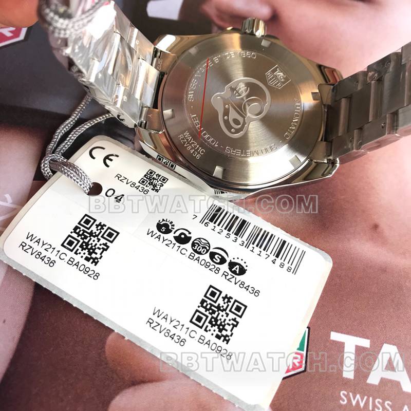 泰格豪雅最佳复刻手表竞潜蓝盘41mm夜光机械钢带款背面实拍图