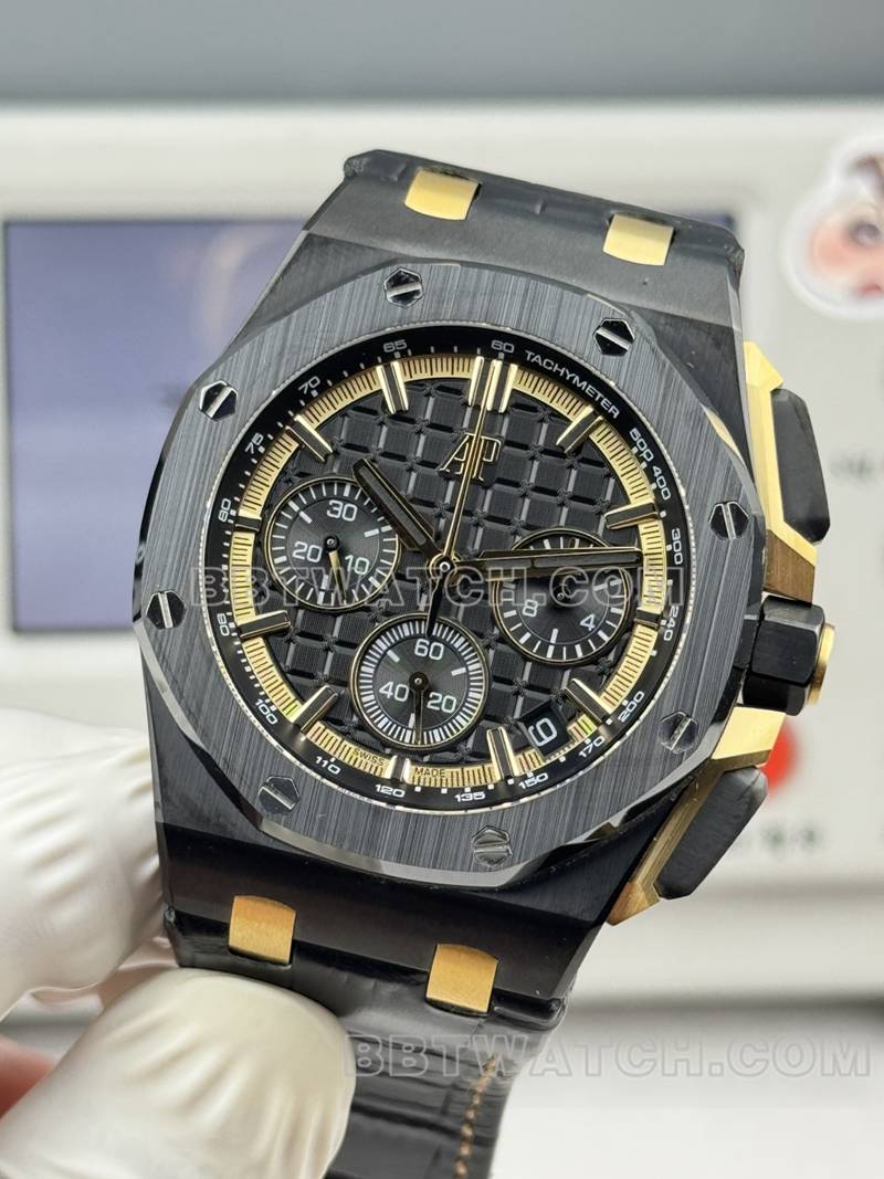 爱彼顶级复刻手表LS厂皇家橡树离岸型43MM黑盘黄色计时机械橡胶款26420正面实拍图