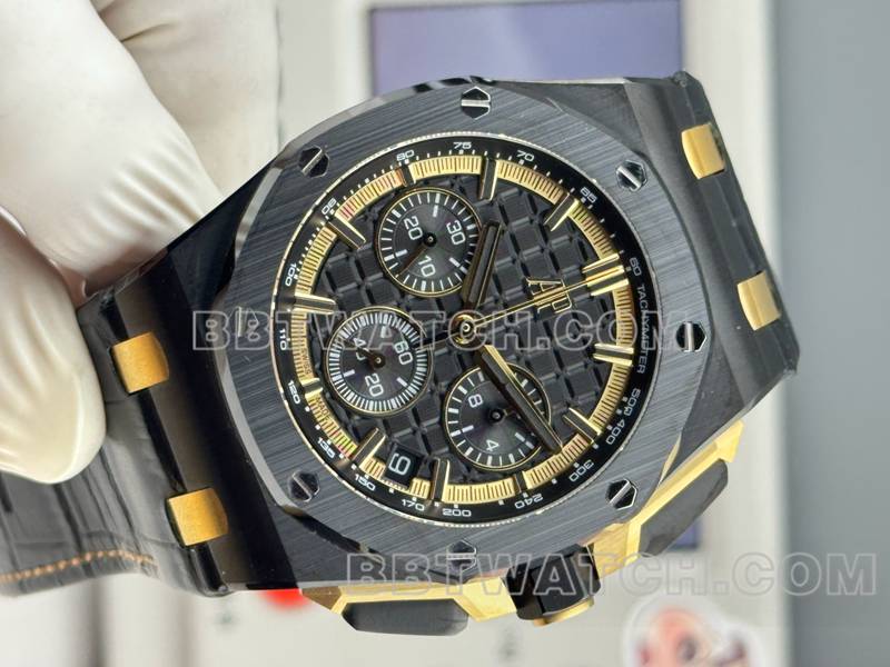 爱彼顶级复刻手表LS厂皇家橡树离岸型43MM黑盘黄色计时机械橡胶款26420正面实拍图