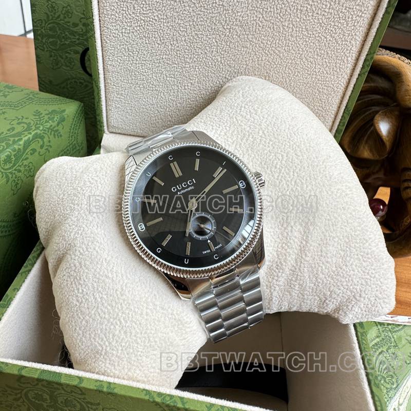 古驰最优复刻手表40mm黑盘SW260机械机芯钢带款正面实拍图