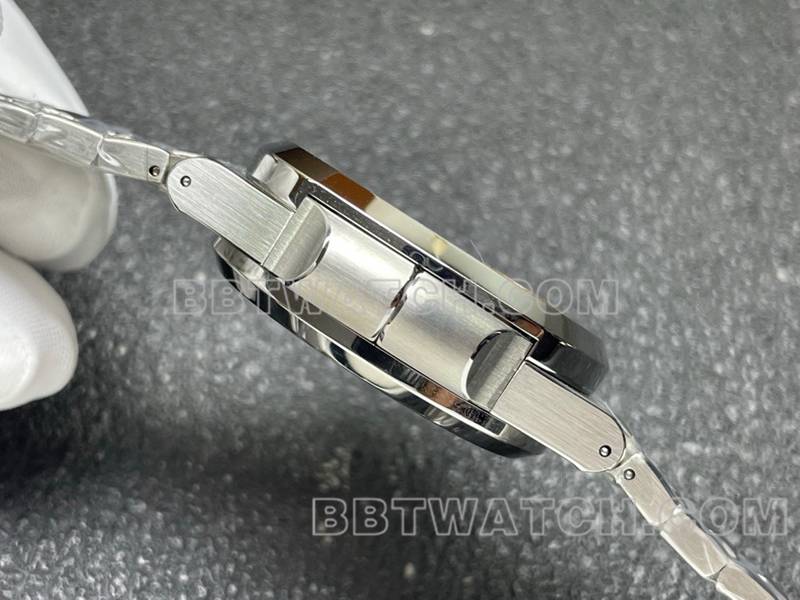 百达翡丽顶级复刻手表运动优雅蓝盘机械钢带款5990侧面实拍图