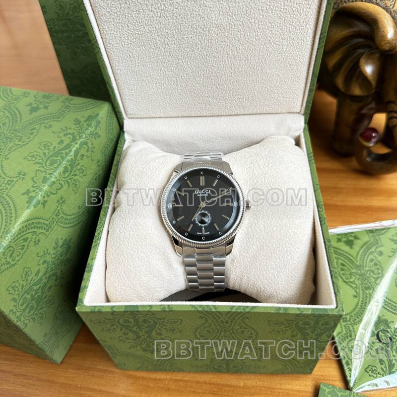 古驰最优复刻手表40mm黑盘SW260机械机芯钢带款正面实拍图