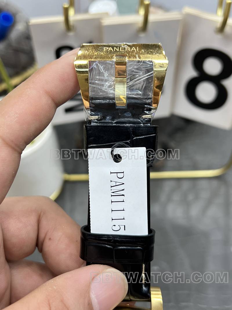 沛纳海最优复刻手表VS厂庐米诺黑盘机械皮带款Pam1115表扣实拍图