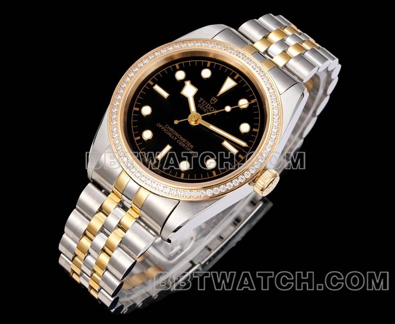 帝舵顶级复刻手表V9厂碧湾41mm施华洛钻石圈机械间金钢带款正面实拍图