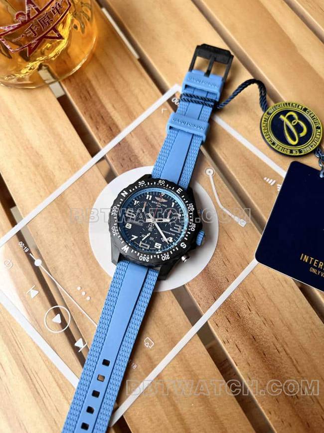 Top réplique montres Breitling original single professional black disc 38mm quartz blue rubber models front real picture