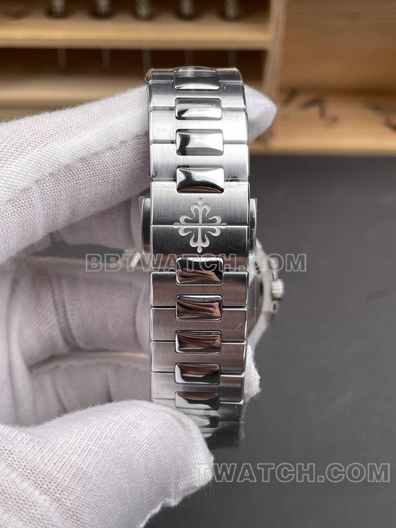 百达翡丽最优复刻手表DDF厂鹦鹉螺蓝盘41mm机械钢带款5811表带实拍图