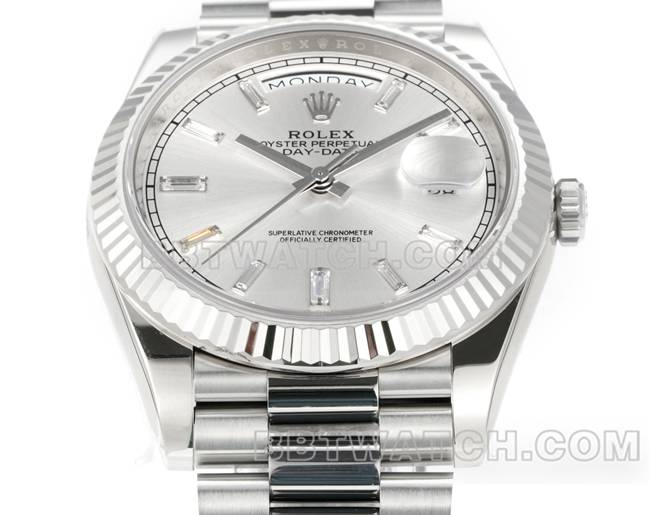 最优复刻手表PPM厂劳力士星期日历机械银盘正面实拍图