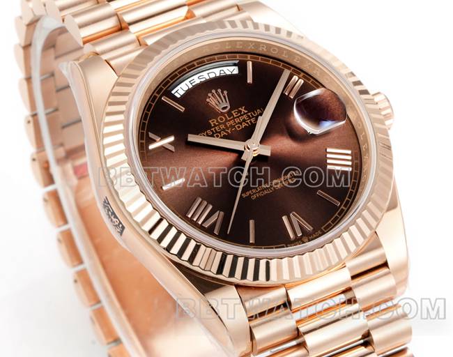 超级克隆手表星期日历PPM厂劳力士机械棕盘罗马数字玫瑰金正面实拍图